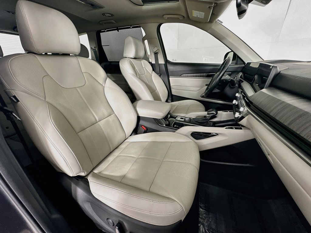 Thumbnail: 2024 Kia Telluride - 12