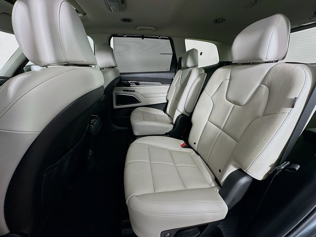 Thumbnail: 2024 Kia Telluride - 12