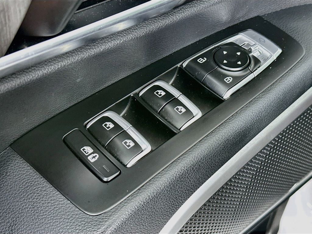 Thumbnail: 2024 Kia Telluride - 29