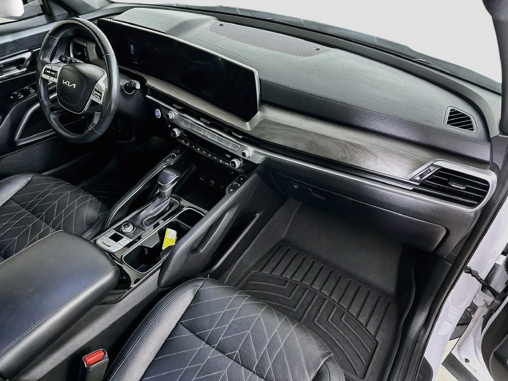 Thumbnail: 2023 Kia Telluride - 15