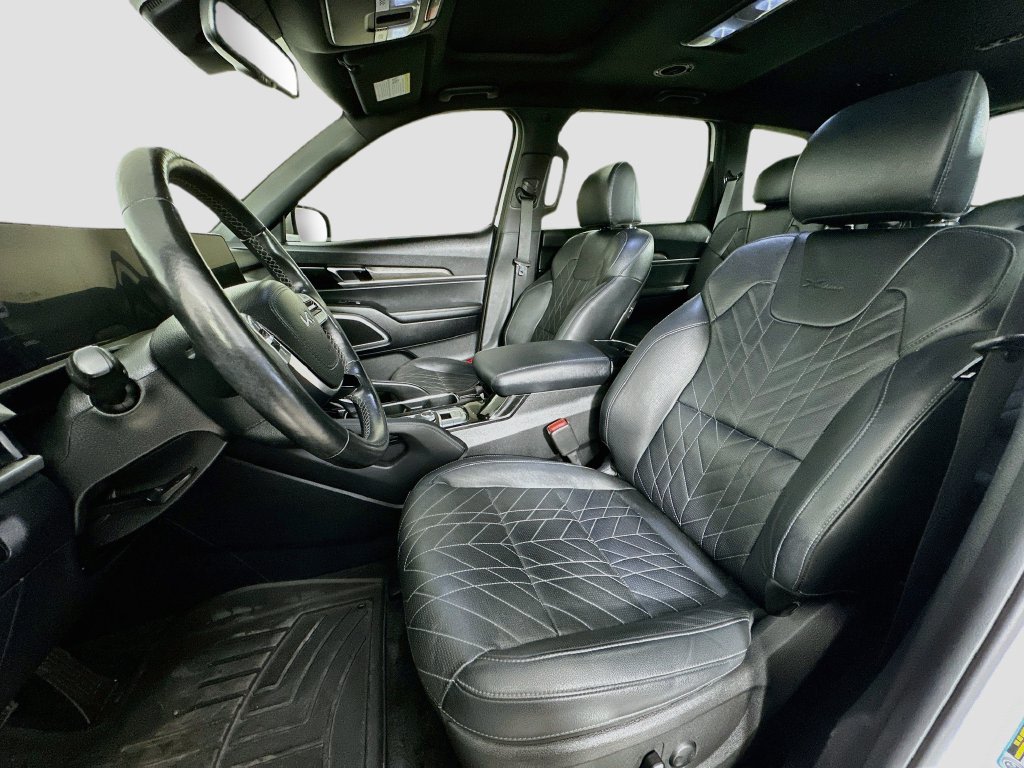Thumbnail: 2023 Kia Telluride - 12