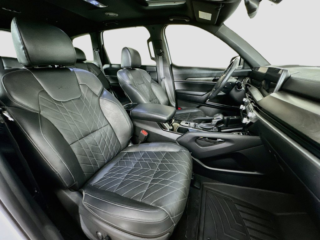 Thumbnail: 2023 Kia Telluride - 22