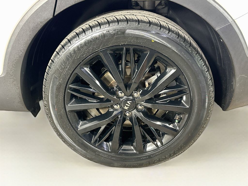 Thumbnail: 2021 Kia Telluride - 8