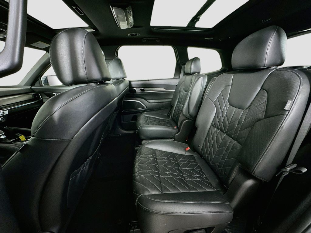 Thumbnail: 2023 Kia Telluride - 13