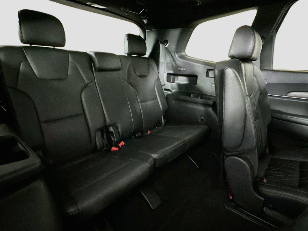 Thumbnail: 2023 Kia Telluride - 33