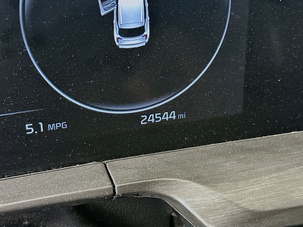 Thumbnail: 2023 Kia Telluride - 23