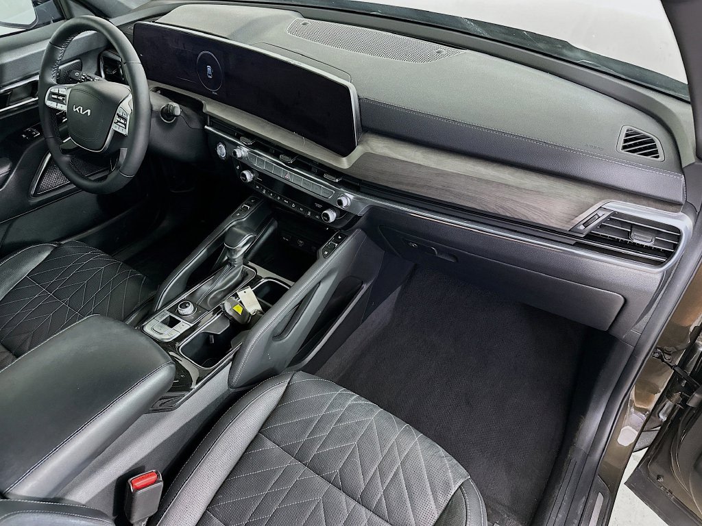 Thumbnail: 2023 Kia Telluride - 35
