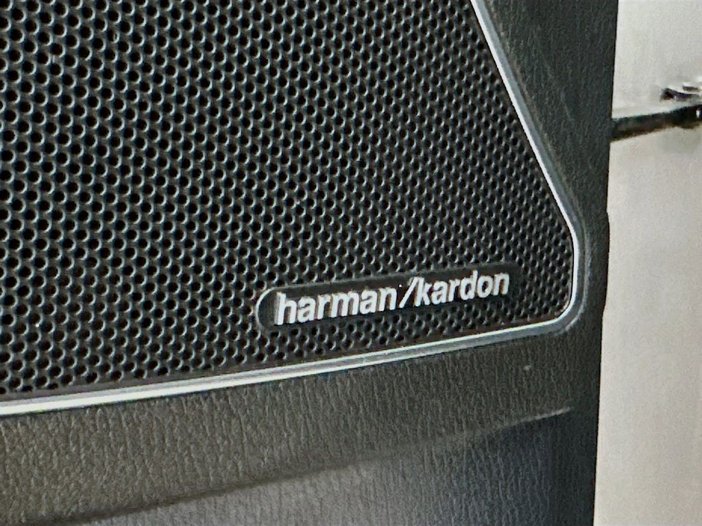 Thumbnail: 2019 Kia Sorento - 35