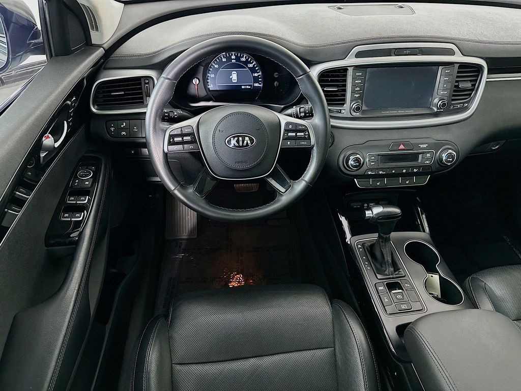 Thumbnail: 2019 Kia Sorento - 10