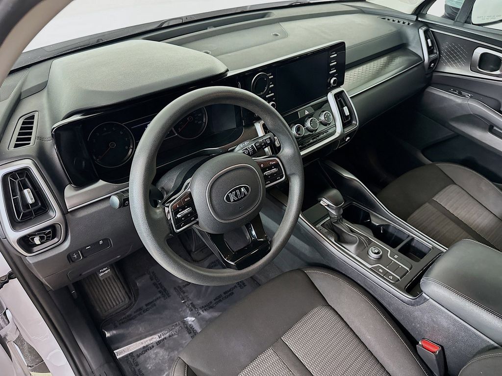 Thumbnail: 2021 Kia Sorento - 2