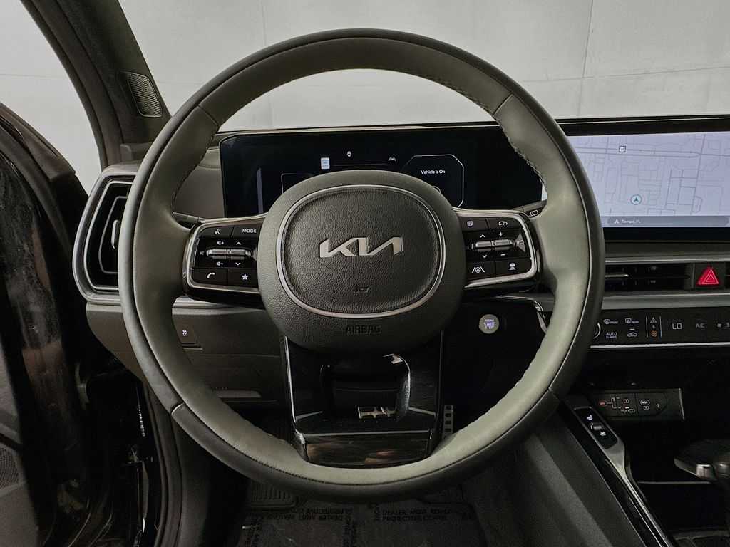 Thumbnail: 2025 Kia Sorento - 15