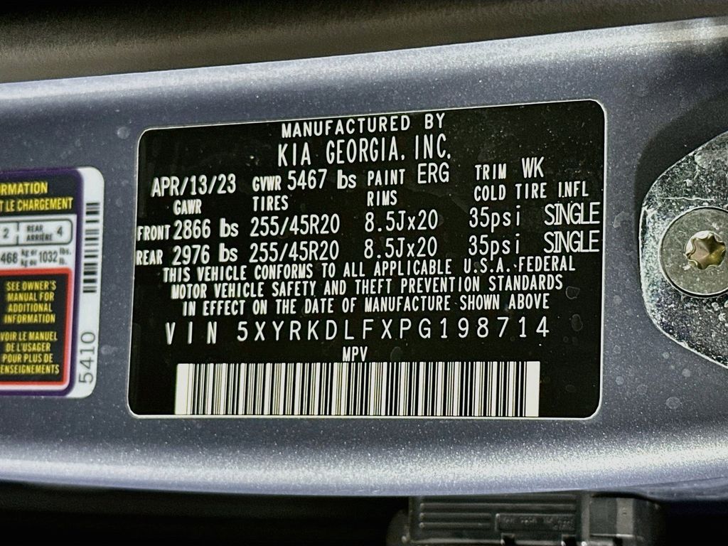 Thumbnail: 2023 Kia Sorento - 21