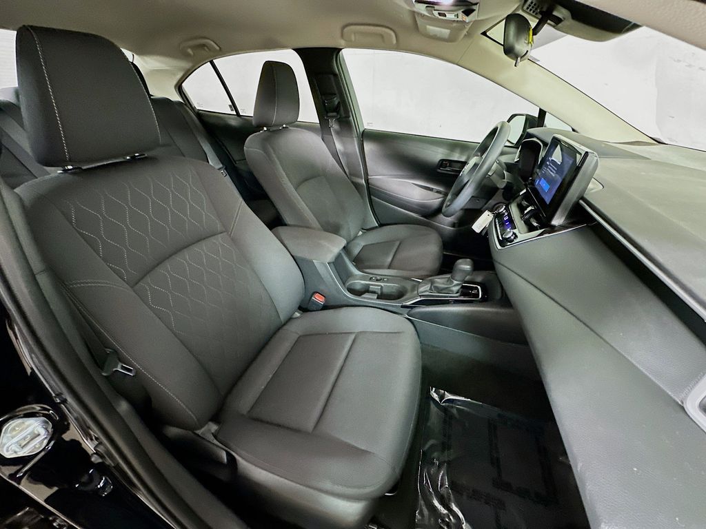 Thumbnail: 2024 Toyota Corolla - 10