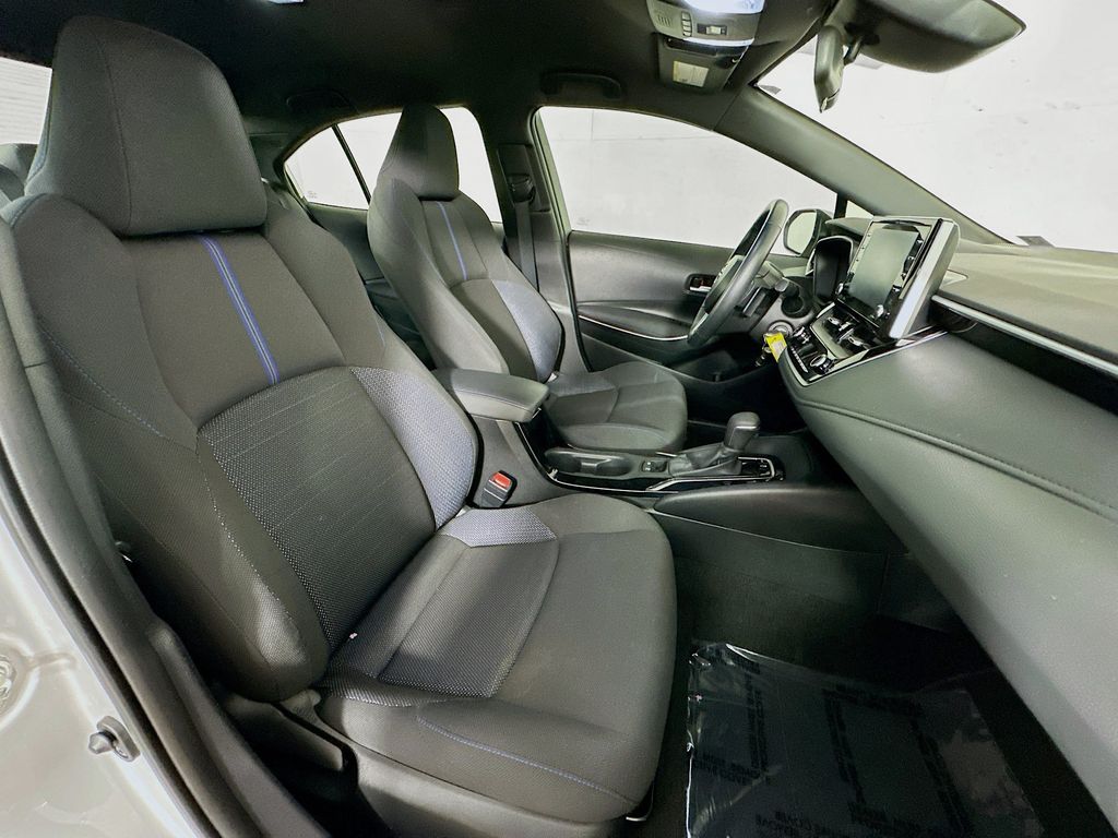Thumbnail: 2021 Toyota Corolla - 11