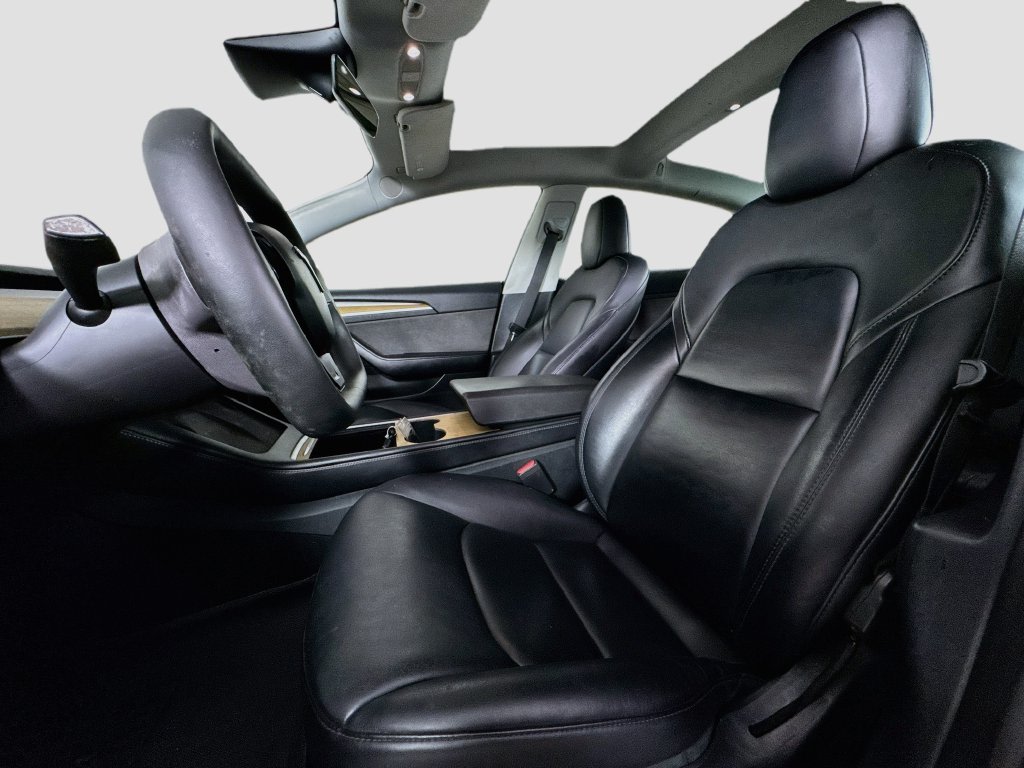 Thumbnail: 2022 Tesla Model 3 - 9