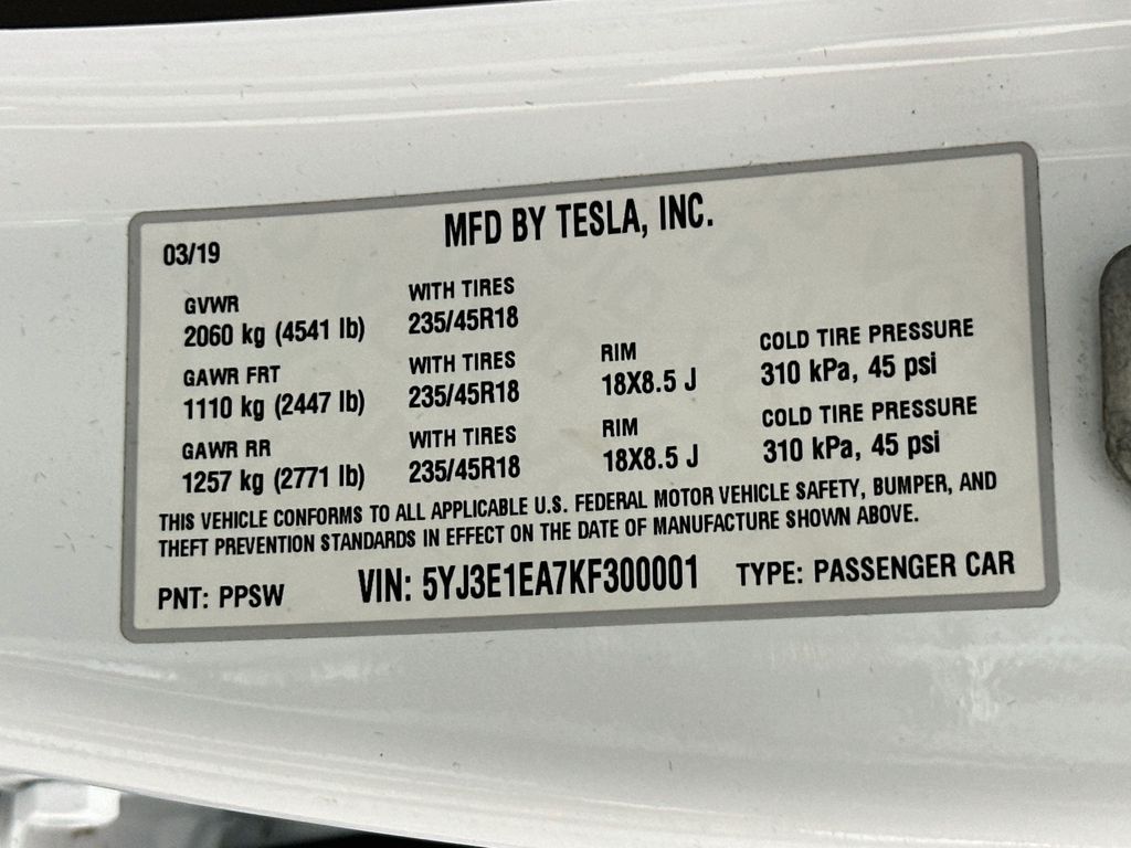 Thumbnail: 2019 Tesla Model 3 - 14