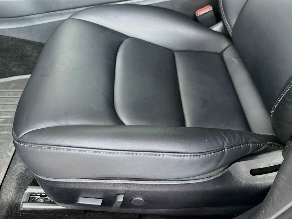 Thumbnail: 2019 Tesla Model 3 - 27