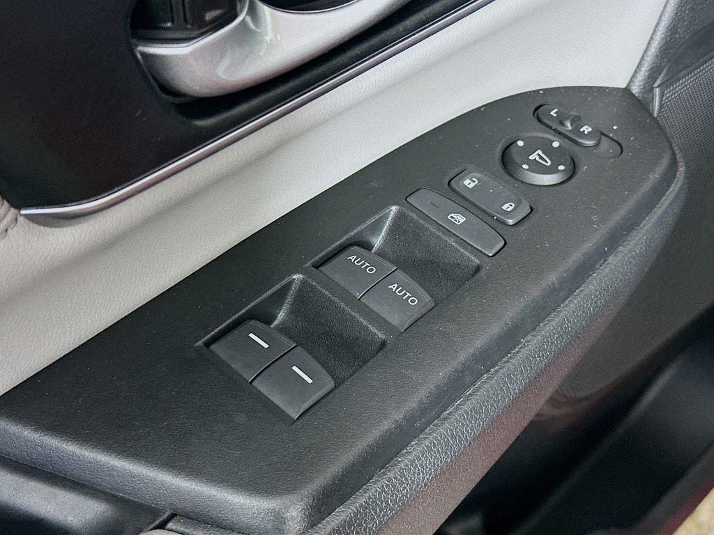 Thumbnail: 2021 Honda CR-V - 29