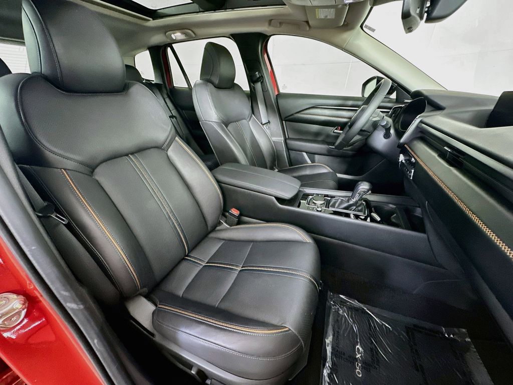 Thumbnail: 2024 Mazda CX-50 - 12