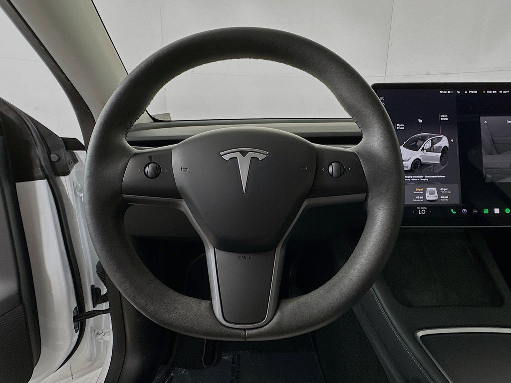 Thumbnail: 2023 Tesla Model Y - 13