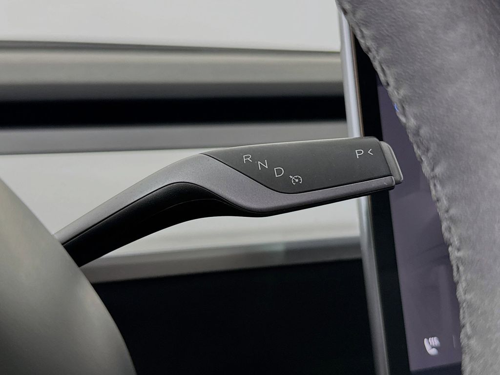 Thumbnail: 2023 Tesla Model Y - 24