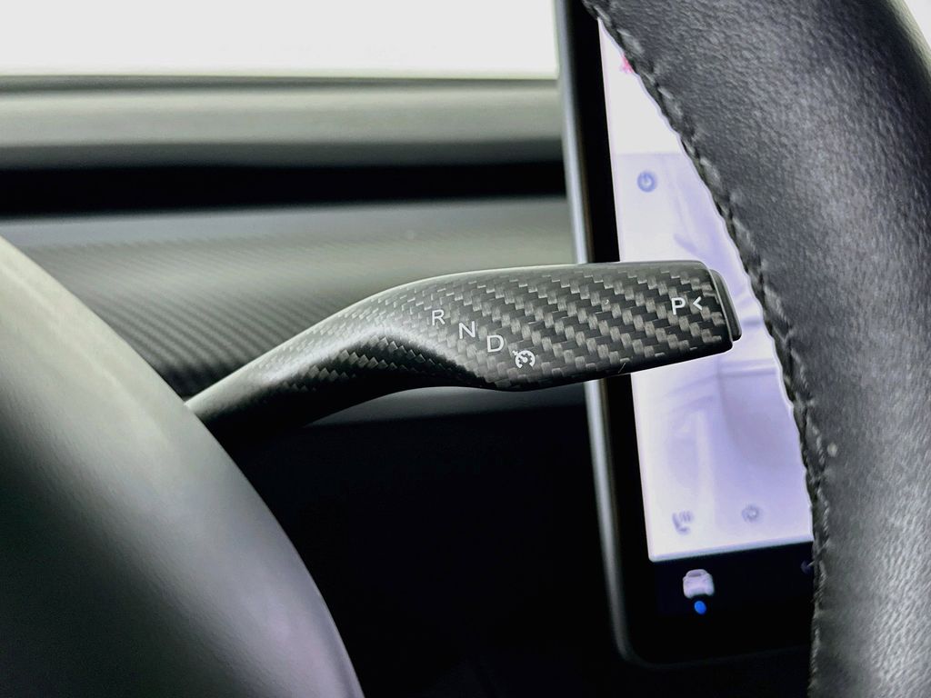 Thumbnail: 2025 Tesla Model Y - 20