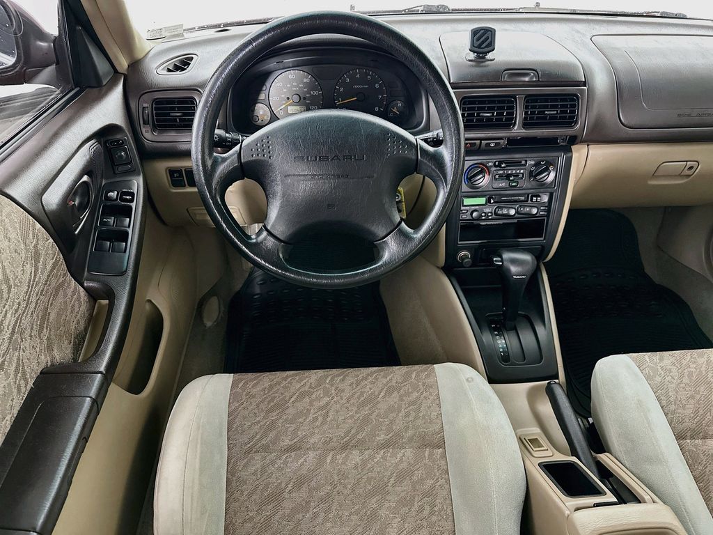 Thumbnail: 1999 Subaru Forester - 10
