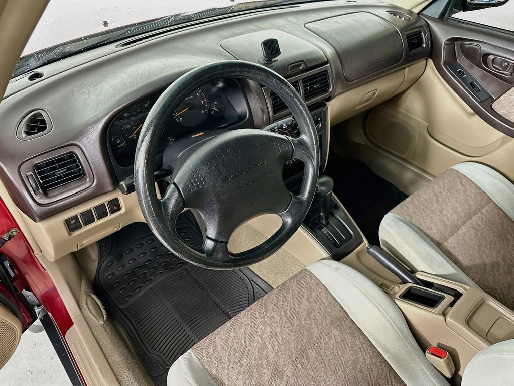 Thumbnail: 1999 Subaru Forester - 2
