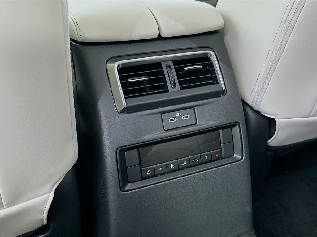 Thumbnail: 2024 Mazda CX-90 - 22