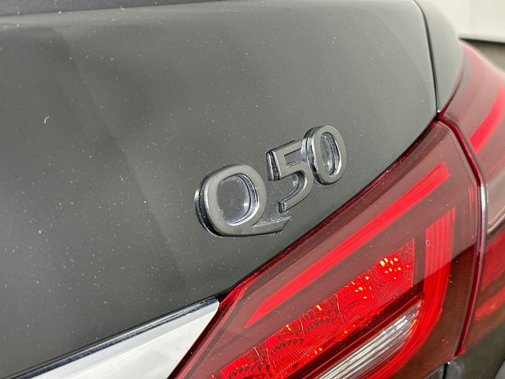Thumbnail: 2021 INFINITI Q50 - 7
