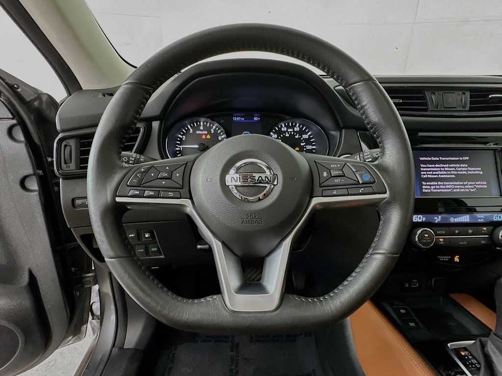 Thumbnail: 2018 Nissan Rogue - 15