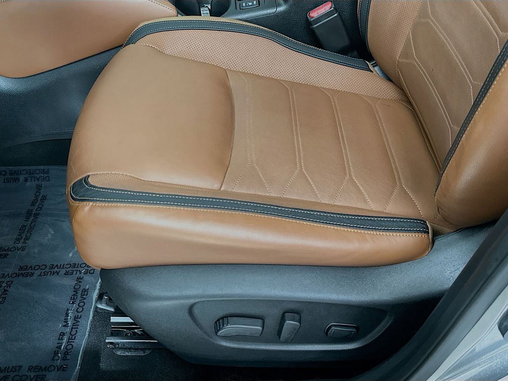 Thumbnail: 2018 Nissan Rogue - 31