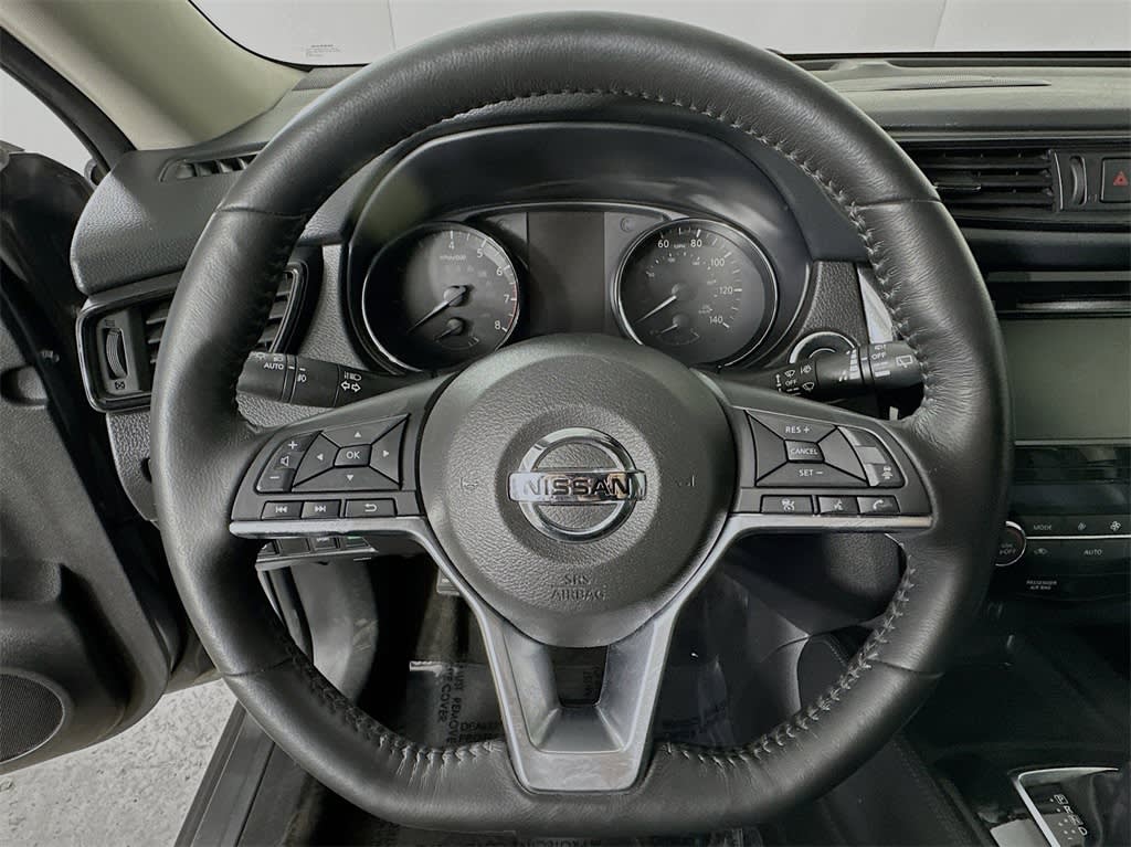 2018 Nissan Rogue SL 14