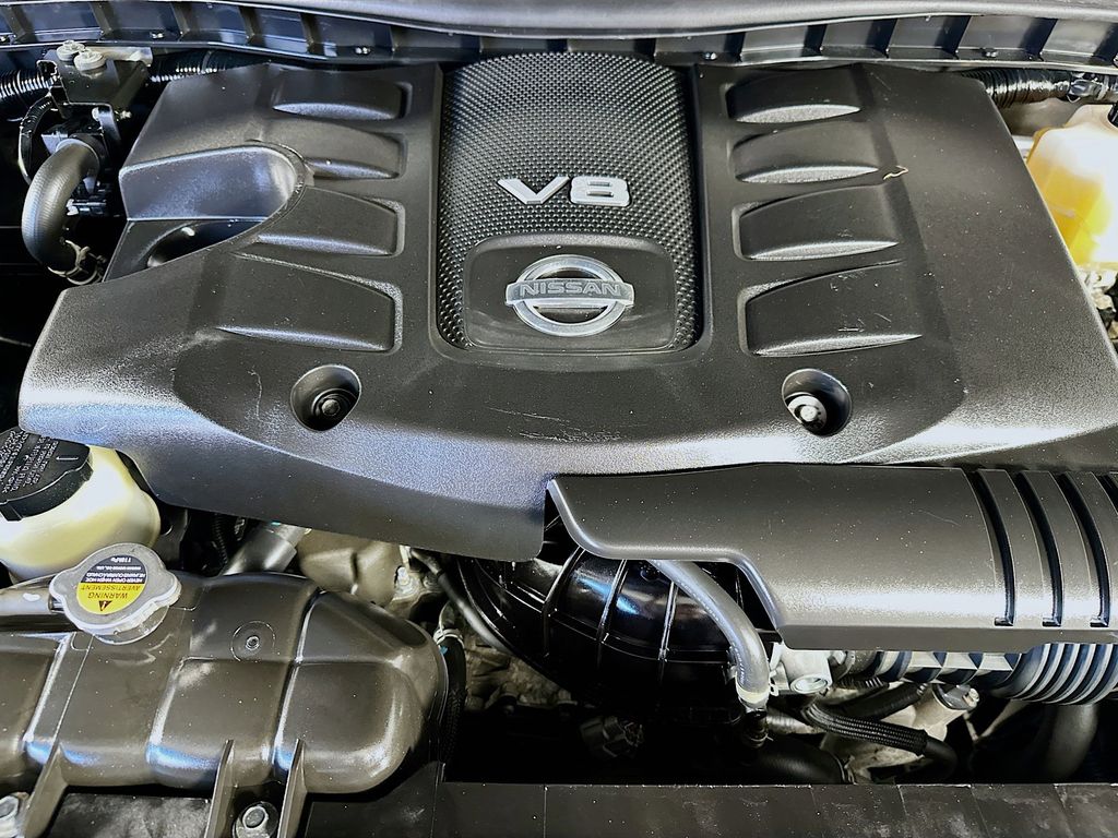Thumbnail: 2022 Nissan Armada - 8