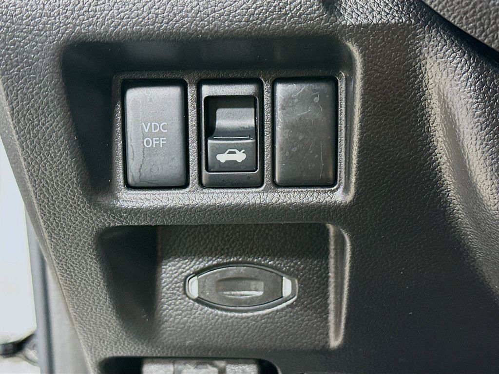 Thumbnail: 2009 INFINITI G37 - 27