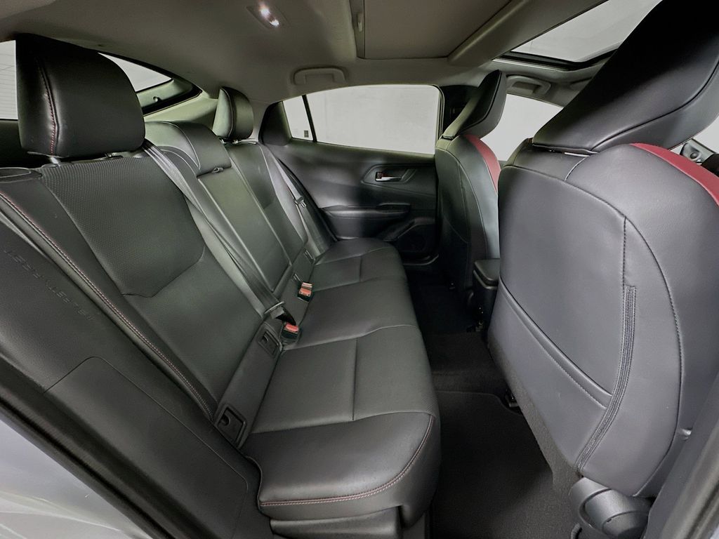 Thumbnail: 2025 Toyota Prius v - 30