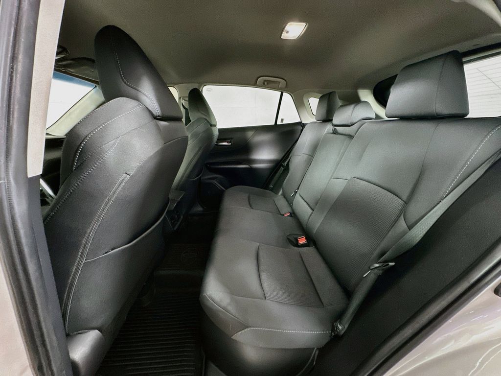 Thumbnail: 2021 Toyota Venza - 13