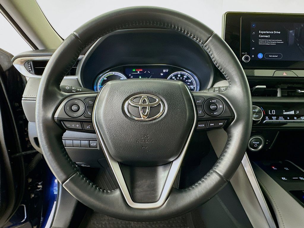 2023 Toyota Venza LE 15