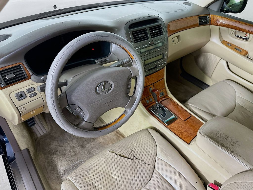 Thumbnail: 2004 Lexus LS - 2