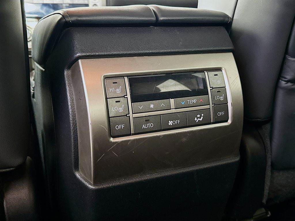 Thumbnail: 2020 Lexus GX - 22