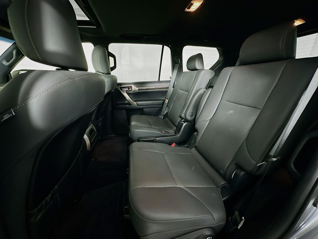 Thumbnail: 2020 Lexus GX - 13