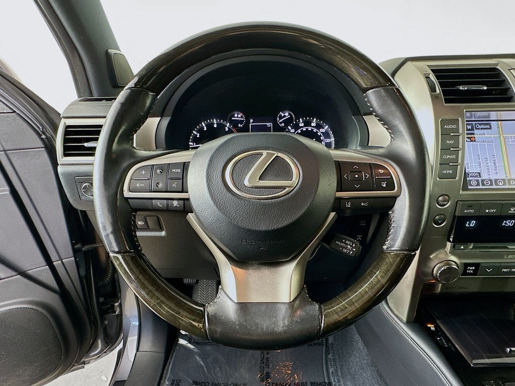 Thumbnail: 2020 Lexus GX - 15