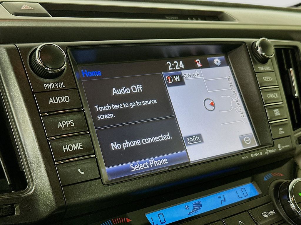 Thumbnail: 2018 Toyota RAV4 - 16