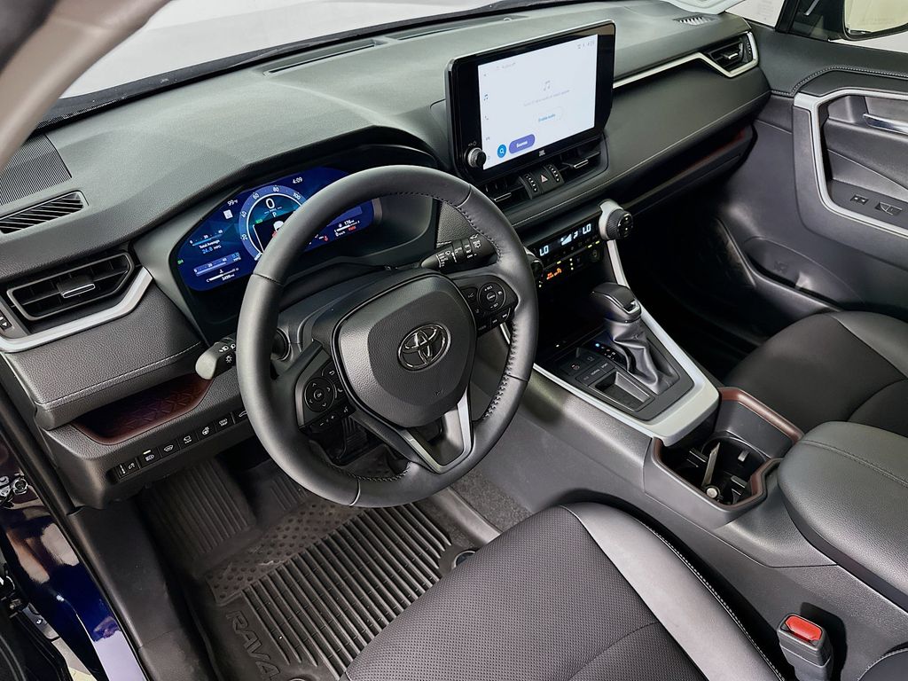 Thumbnail: 2025 Toyota RAV4 - 2