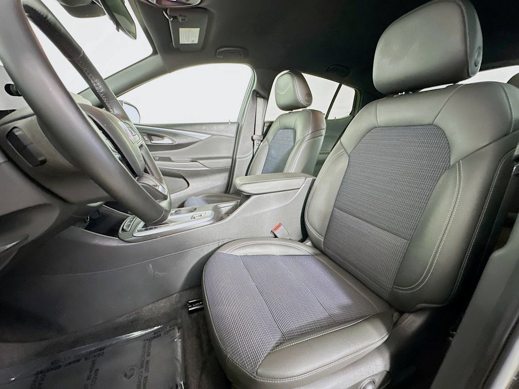 Thumbnail: 2024 Buick Envista - 11