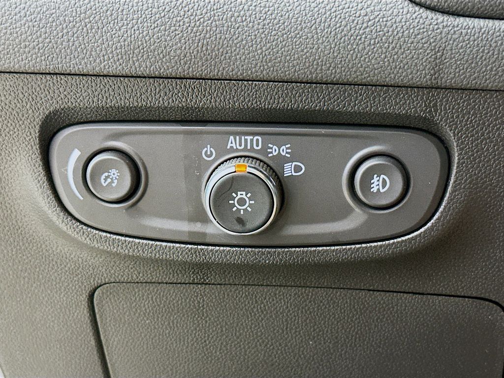 Thumbnail: 2023 Buick Encore GX - 26