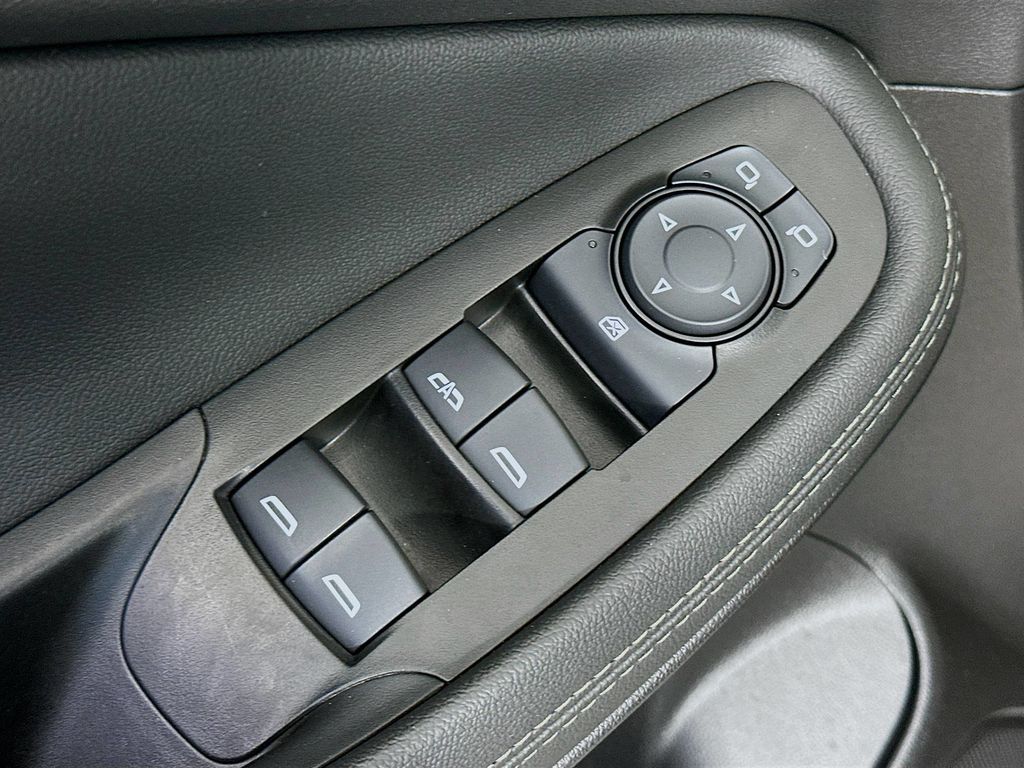 Thumbnail: 2023 Buick Encore GX - 26