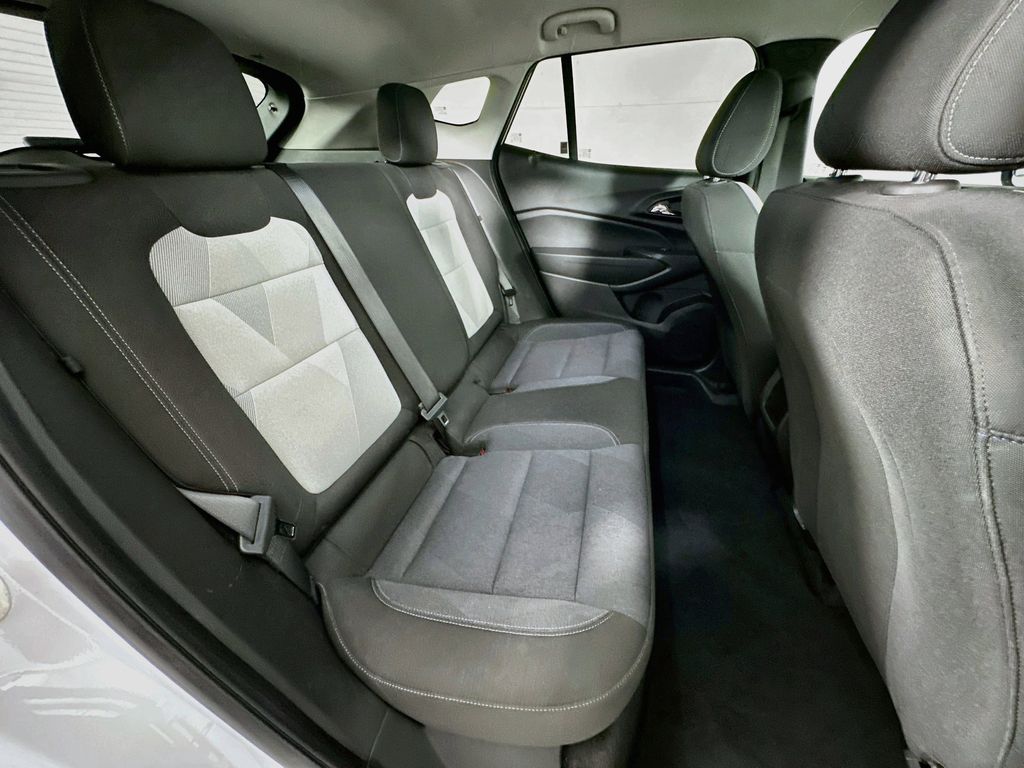 Thumbnail: 2024 Chevrolet Trax - 29