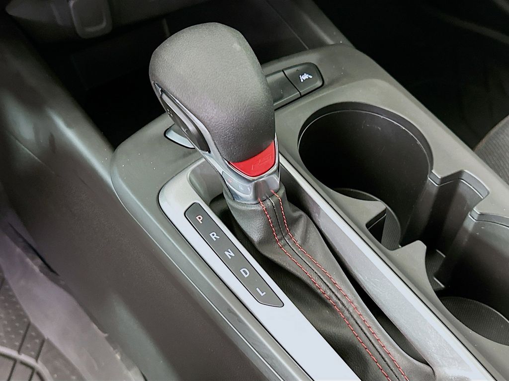 Thumbnail: 2024 Chevrolet Trax - 17