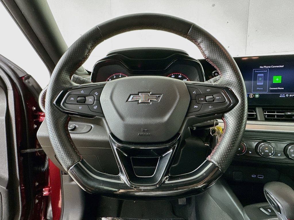 Thumbnail: 2025 Chevrolet Trax - 15